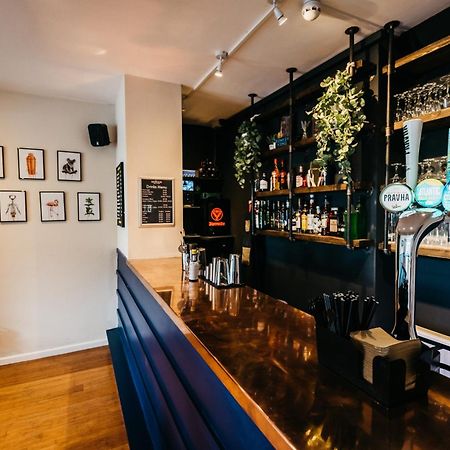 Mordon Bar And Lodge New Quay Exterior foto
